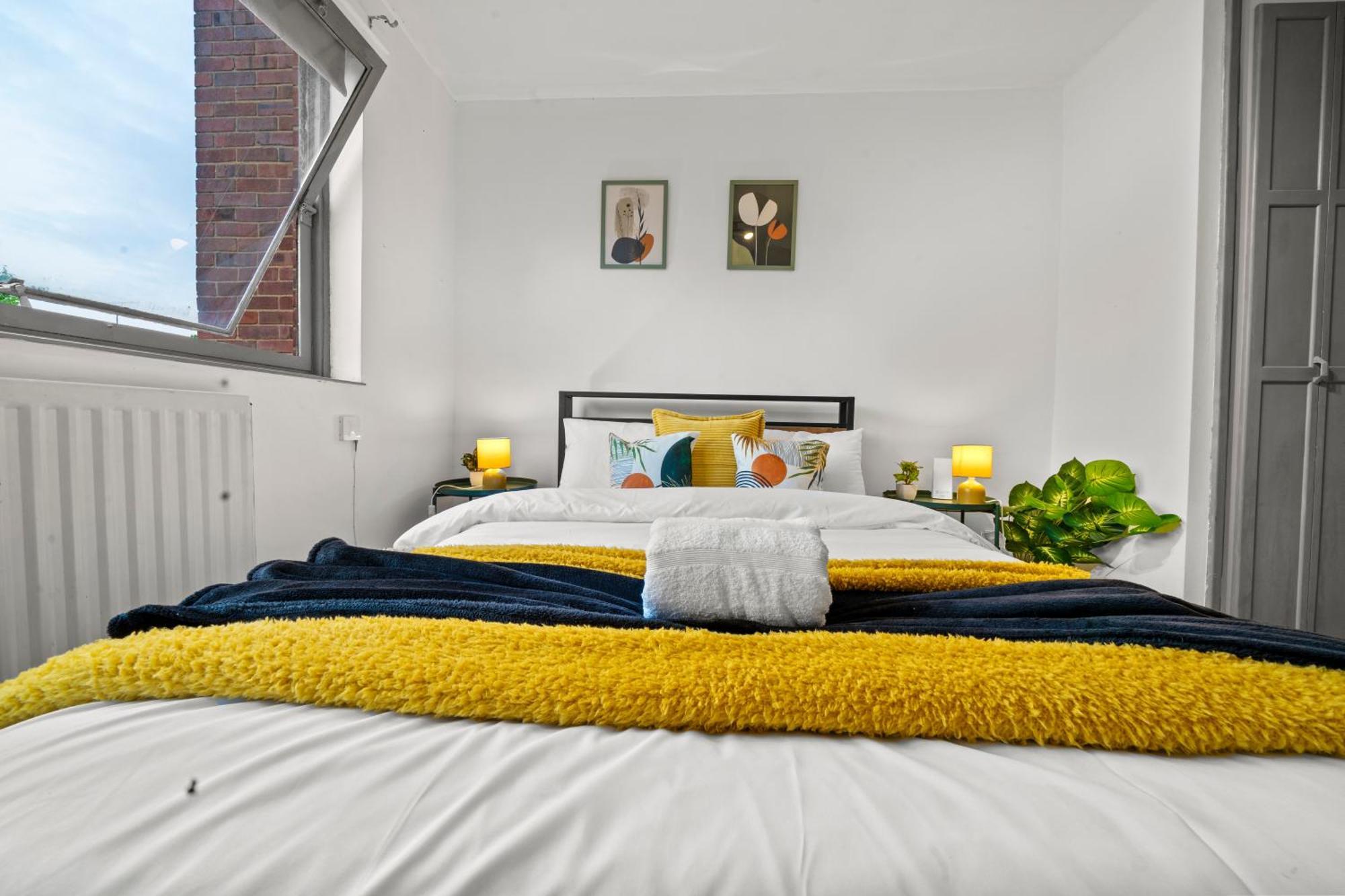 Apartamento The Wanderer 3 Bedroom By Altoluxoexperience Short Lets & Serviced With Free Parking & Wifi *